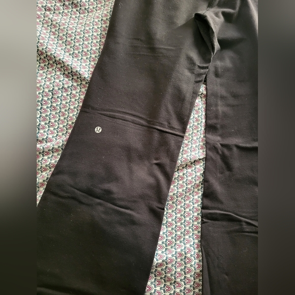 Lululemon astro yoga pants, bootcut. Size 12. - Picture 2 of 12